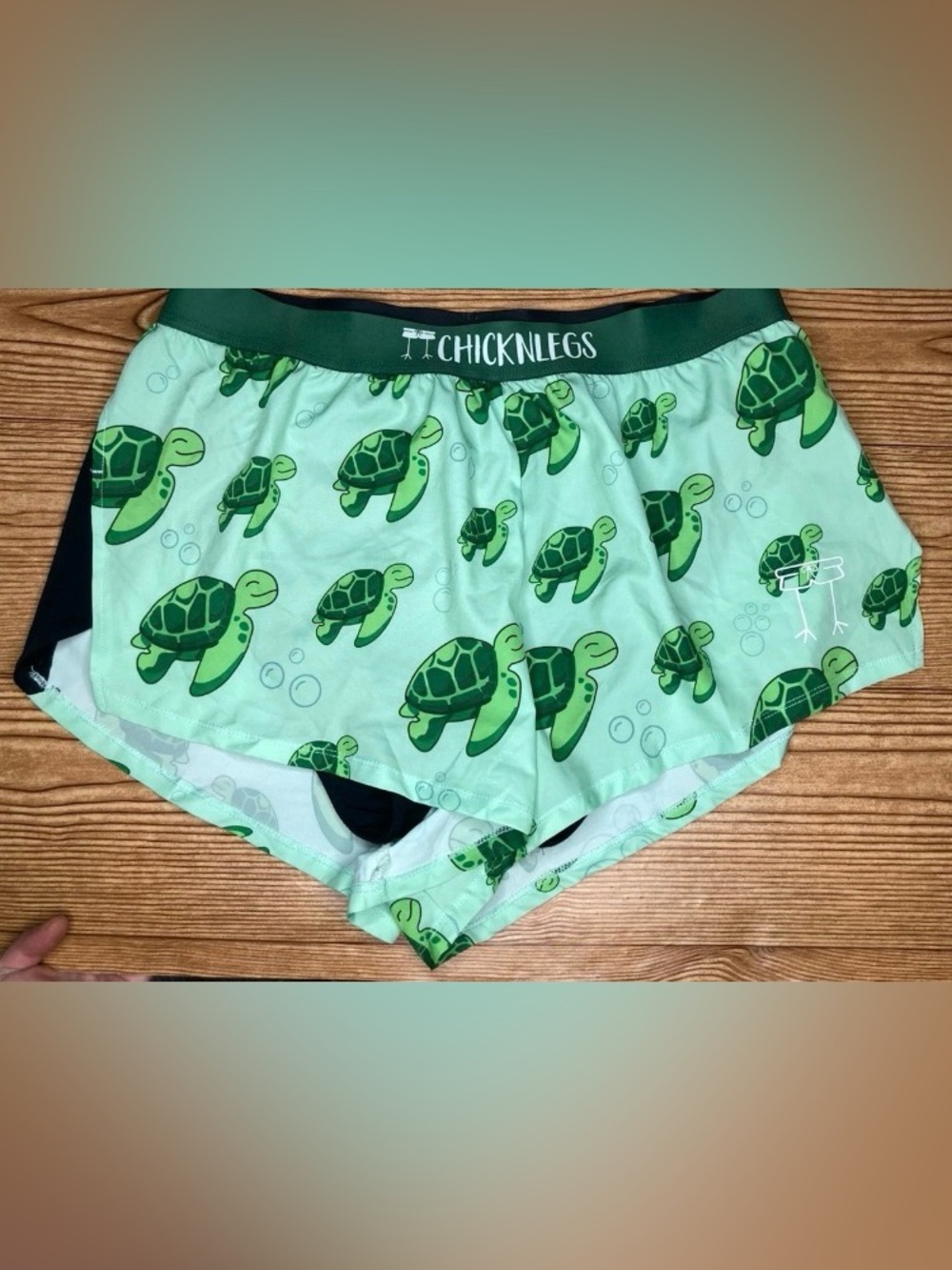 Chicken Legs Shorts Women’s Size XL Turtle Print Brief Lined Running Chicknlegs